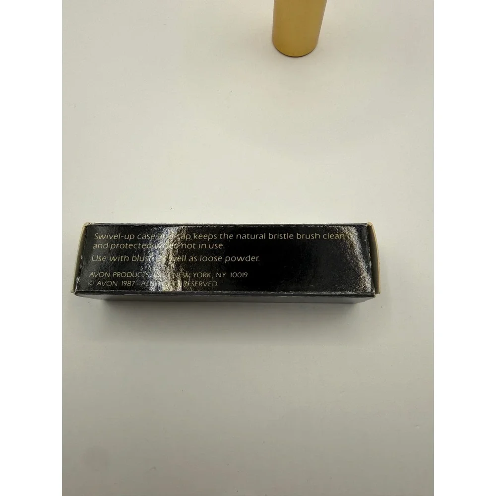 Vintage 1987 Avon Elegant Touches Retractable Blush Brush Gold Tone Case NIB